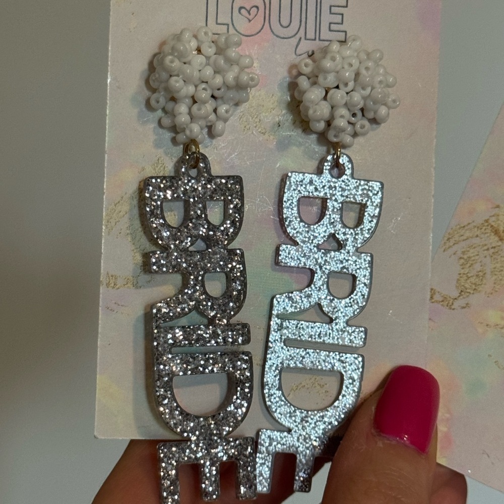 Acrylic Bride Earrings in Silver / Pink - Picture 2 of 4